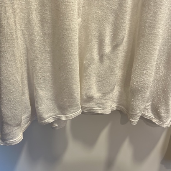 Aritzia Group by Babaton Linen Blend Loose along Sleeve Top - Picture 7 of 10